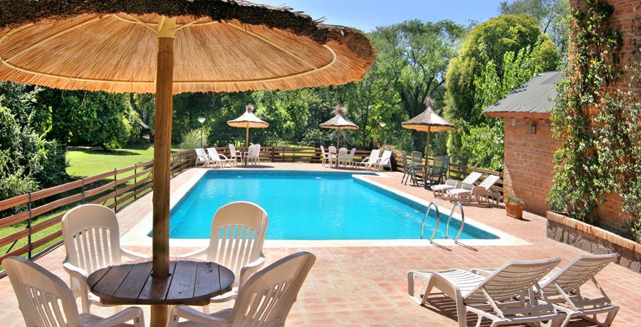 Grenouille Hotel Villa General Belgrano Luaran gambar
