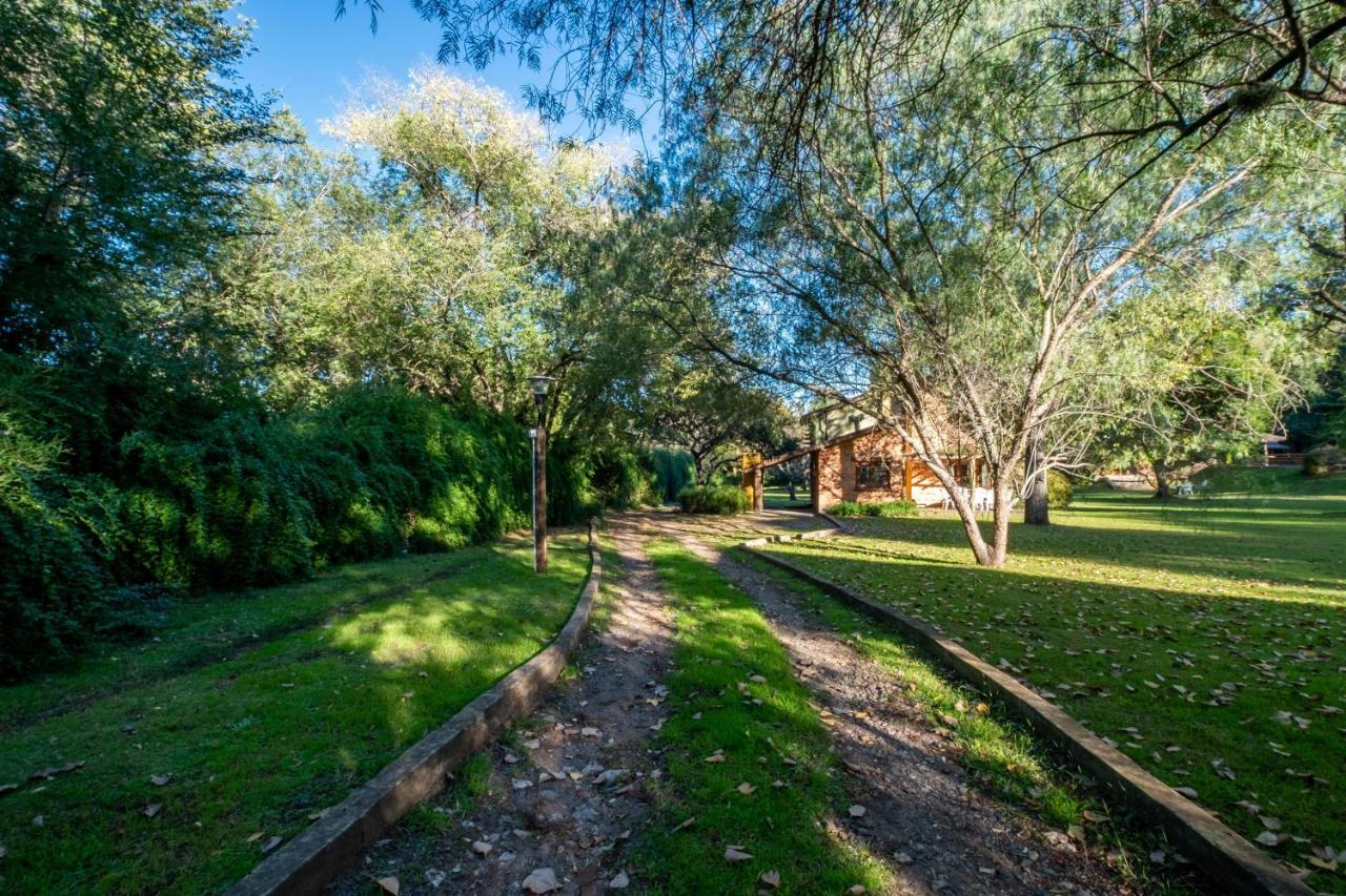 Grenouille Hotel Villa General Belgrano Luaran gambar